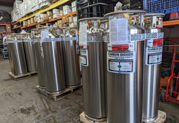 CO2 Dewars Tank